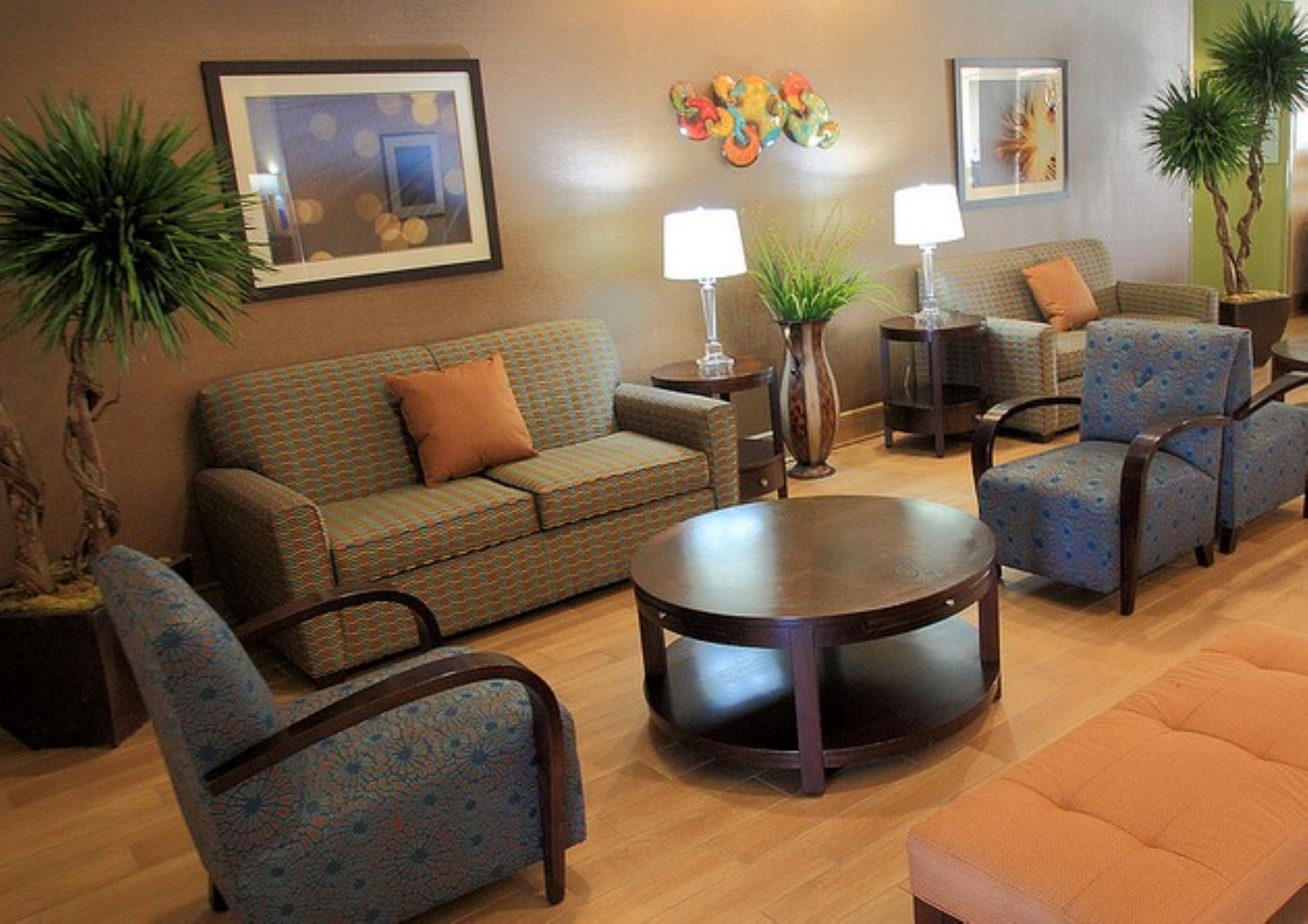 Express And Bossier Louisiana Downs By Ihg