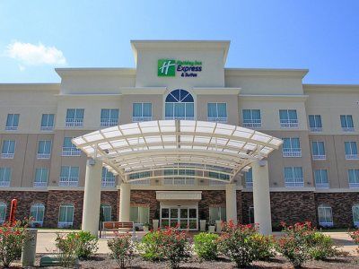 Express And Bossier Louisiana Downs By Ihg