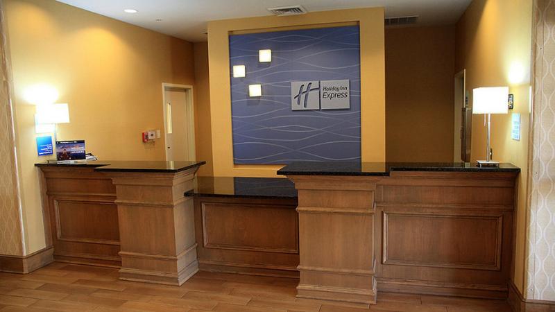 Express And Bossier Louisiana Downs By Ihg 3*